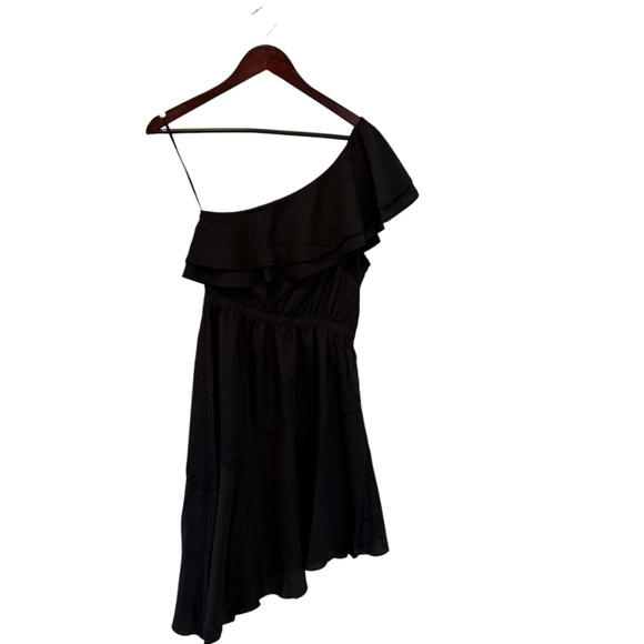 Likely Black One Off Shoulder Delbarton Dress Size 2 Asymmetrical Ruffle NWT - Picture 2 of 6